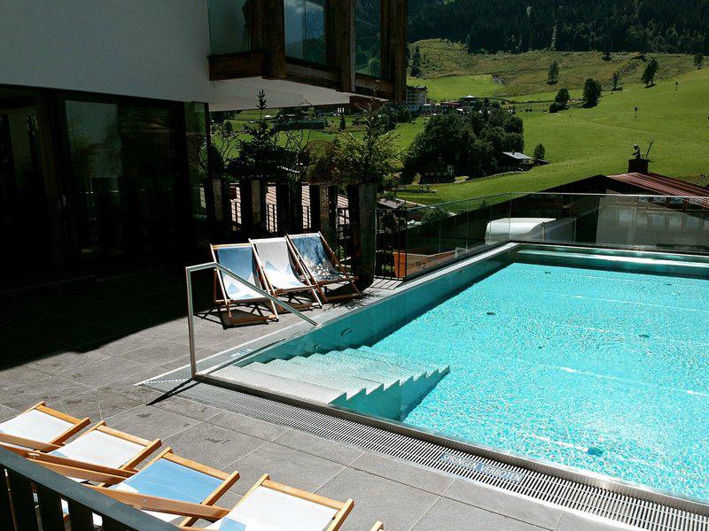 A190B1093B4C45BB560D74DC35BC09C5