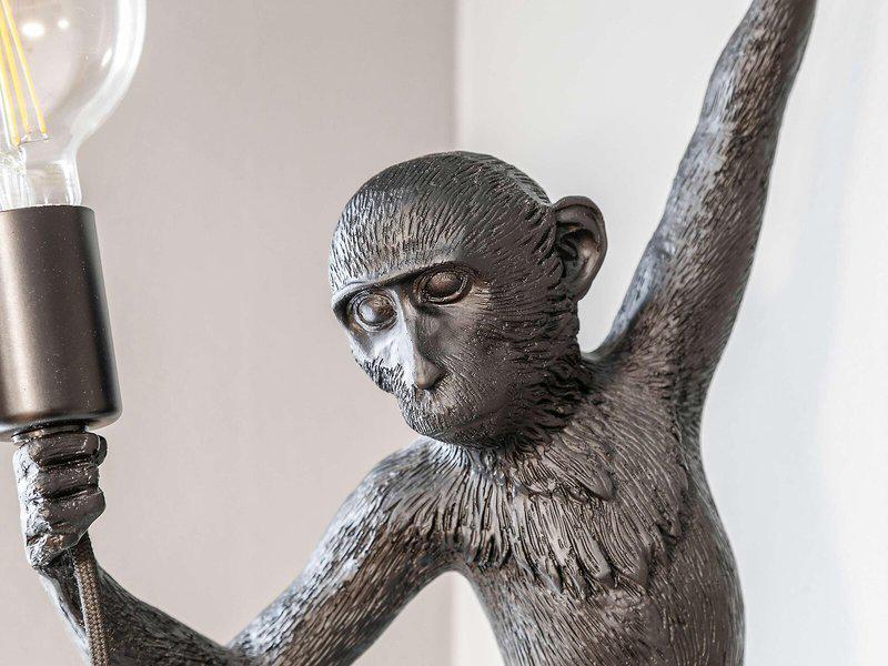 12CCE934CAC82689065879A1F5CA23FF