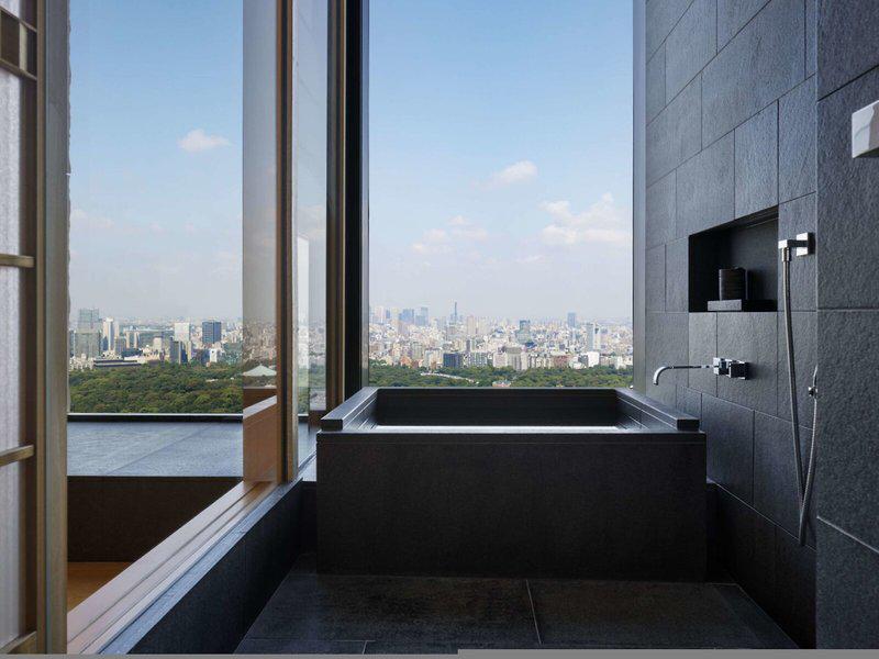 2AC05B2A806B7ABE101E5D7834B3D2FB