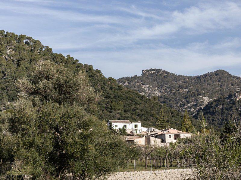 28C8DF0595D1965344544DA1B4E70FF5