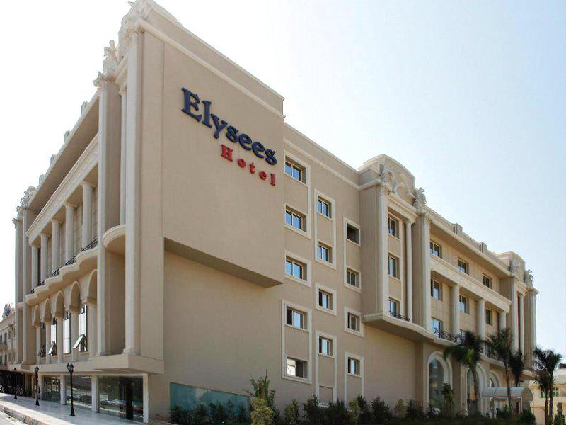 933B75A5702A8D954D91376C996E9941