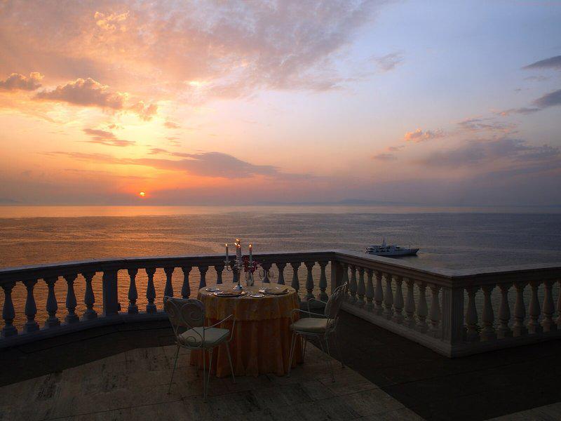 8310FC983546A09C8A13DD92989C95EE