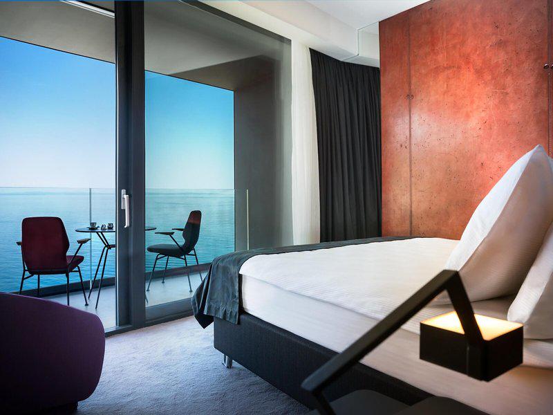 0C9969E3A4E58EF1A8F18A1111EAA77C