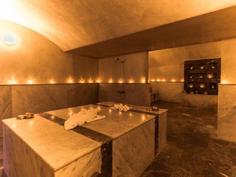 8EE518F80155F3EABBB2263BB2CD8928