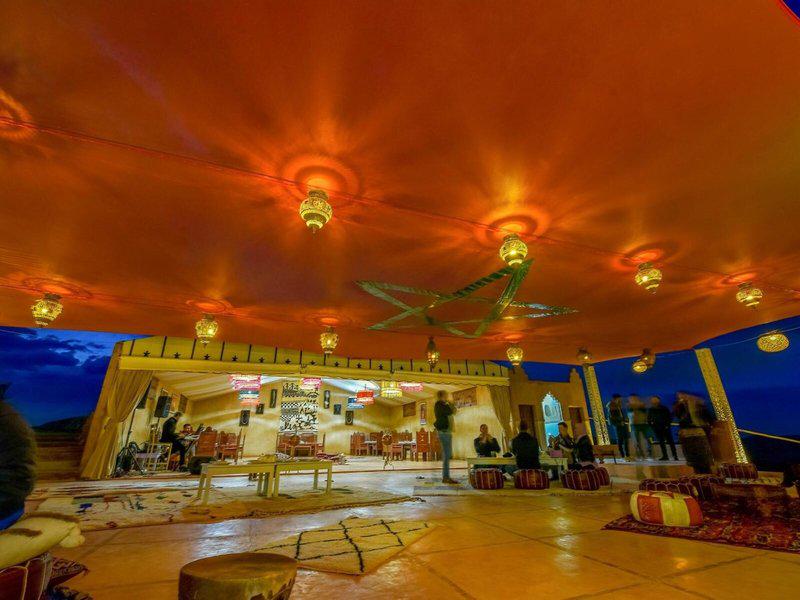 AD43B7279DD56A33A8A2C0551EC34024