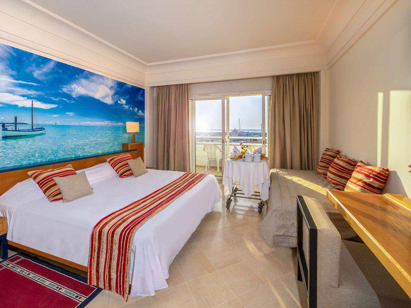 E6F4A6FD27FFED7351F25EFC06610211