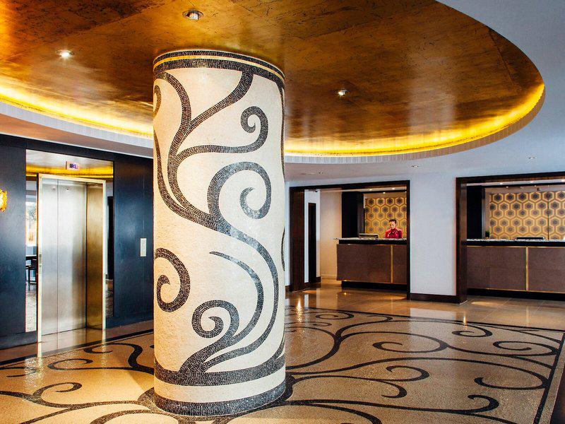 565242FF51AA972AA511BDBF49E6DE10