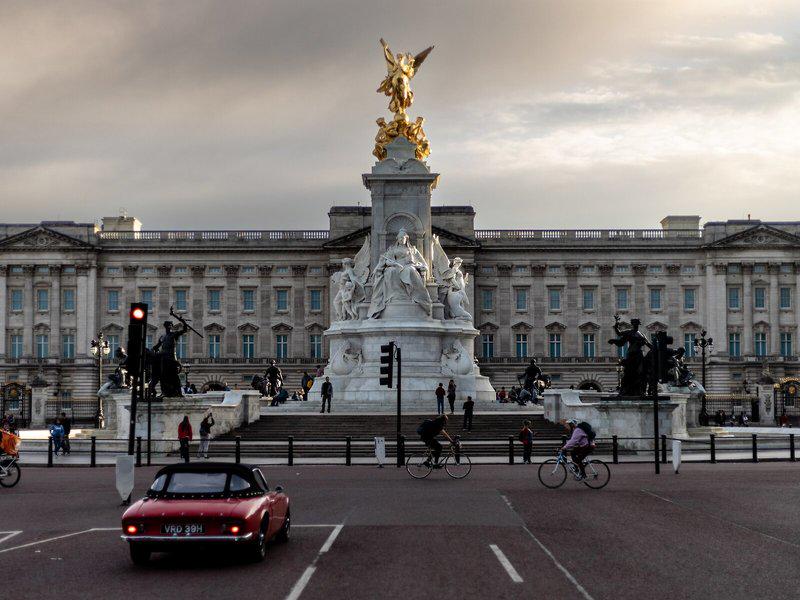 1E5FA18514D1BC8CB3804BE881474407