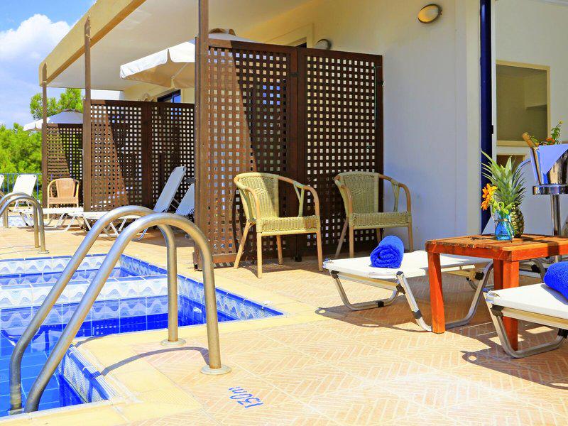 A5EF0CEE468AC6D96117FAC1B060AA5C