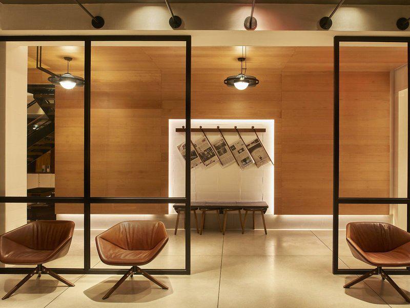 1E1C76476438A49B76936BF638D67B4C