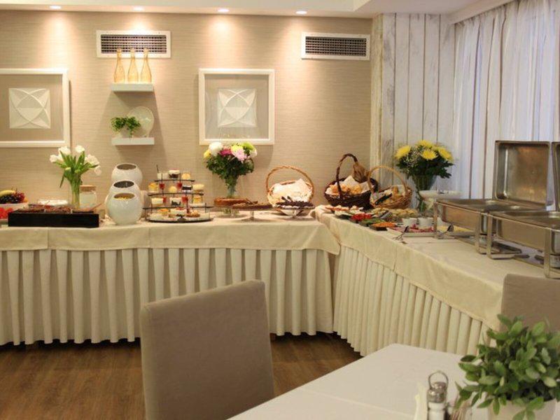 27202F04B4A76E44D005A80DF378F65D