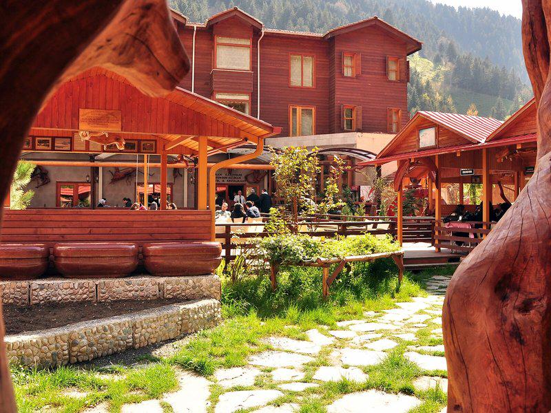 C72C382020CF47E3307610DF4E06959E