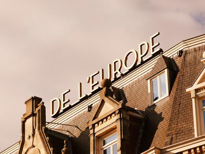 EDEC3A9F9906E54855EC5EB54195D18B