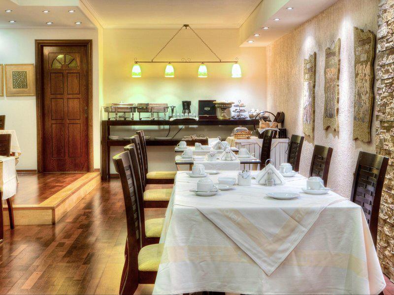 FCA0B6BD15DD202C6F4186224397521E