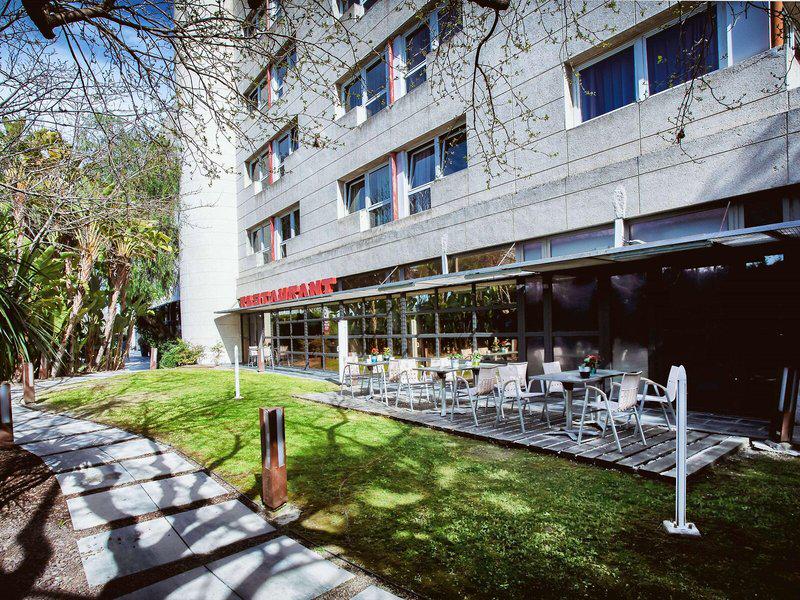 E816082D4B6C77AEE10811701CA80D8A