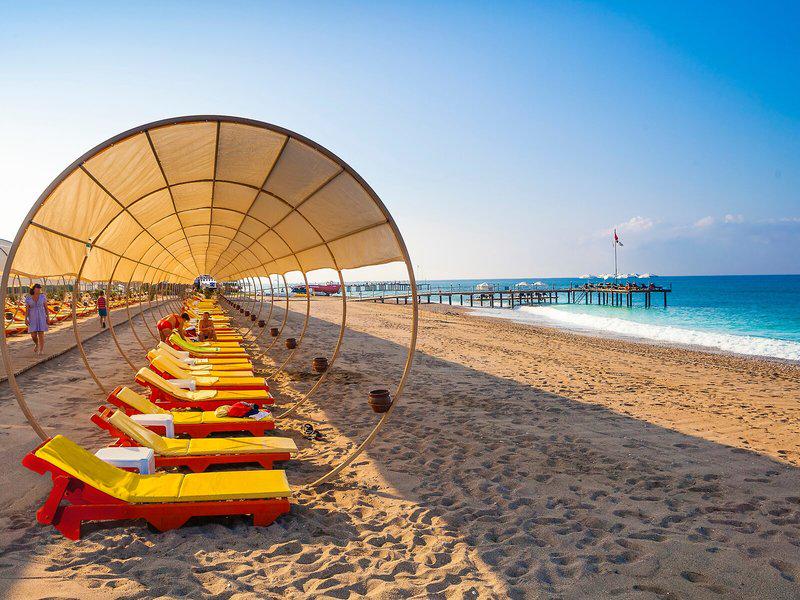 8D036F4F4E853F719650D0EF6F9FD599