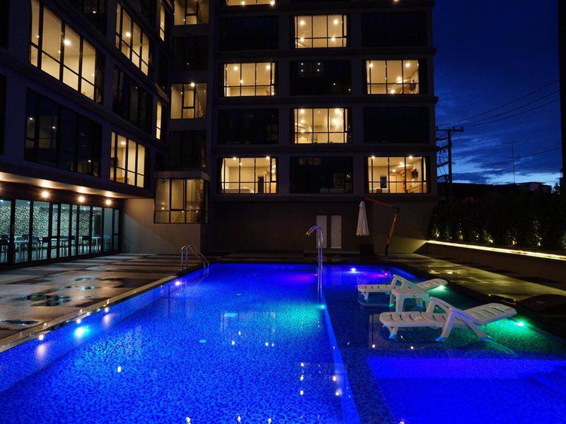 E6FB0AE5CEB149F85480BDF212A05123