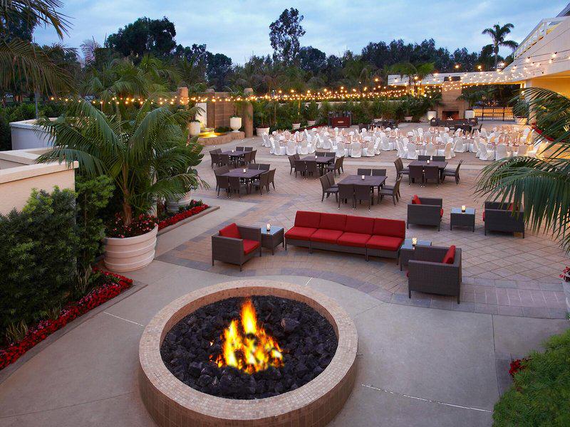 B598DD74240467D621E172C6AAF3B670