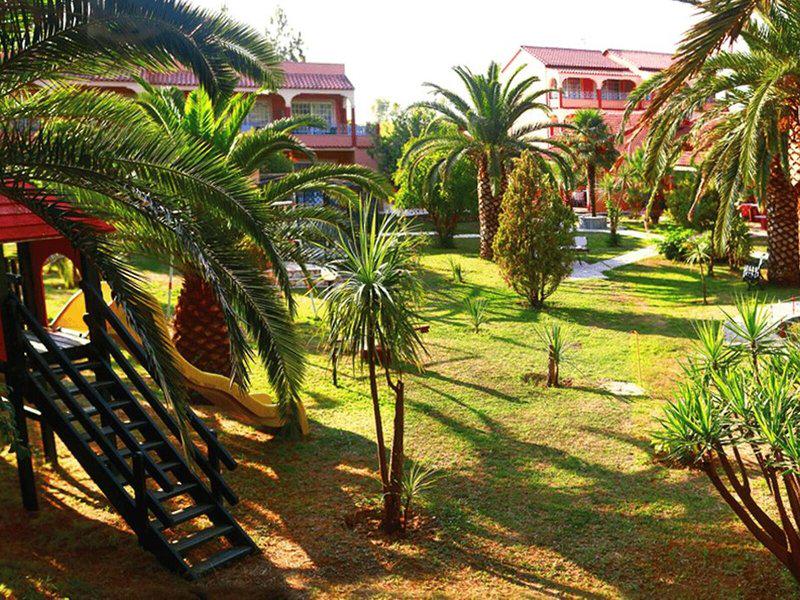 6A76B284445D6E781F23A37F8958D5B9