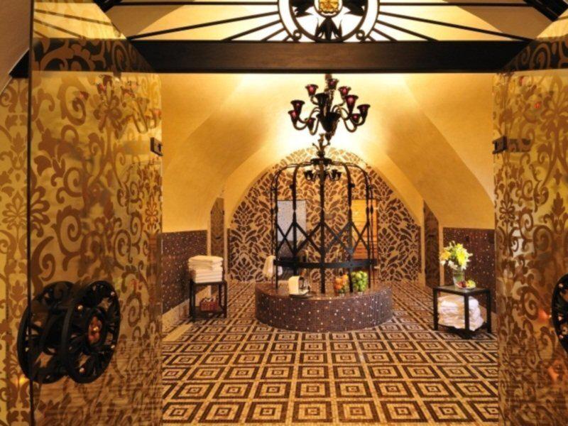 3FEC464AE630958F97D6559A62299AB6