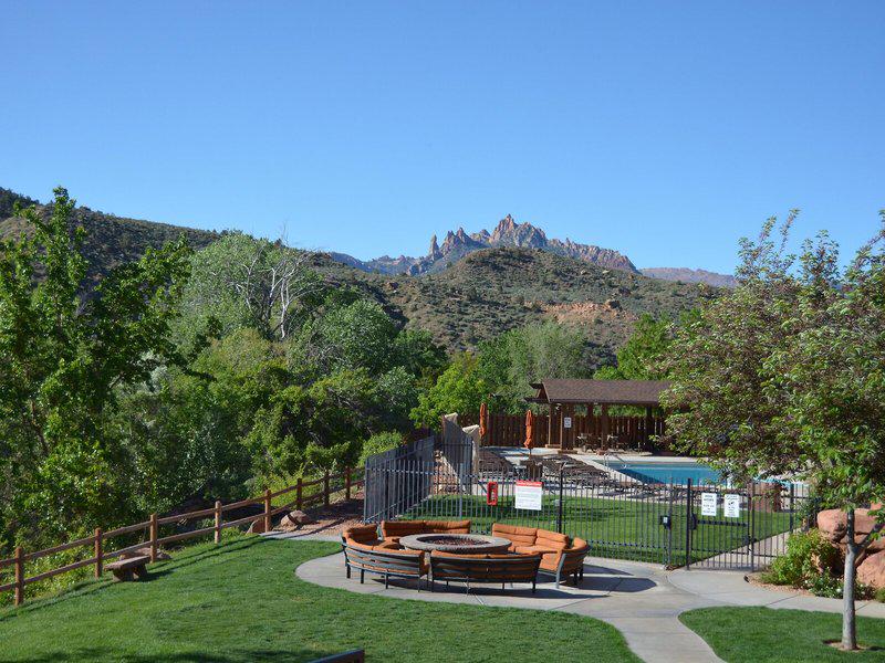 9E3C929193AF43C69D5AC597A94809D9