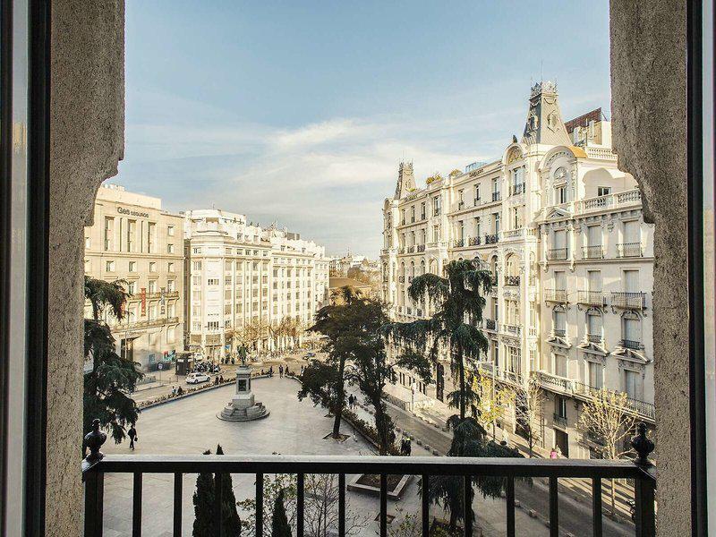 F29228E8332F4750D4B5860F6E12984C