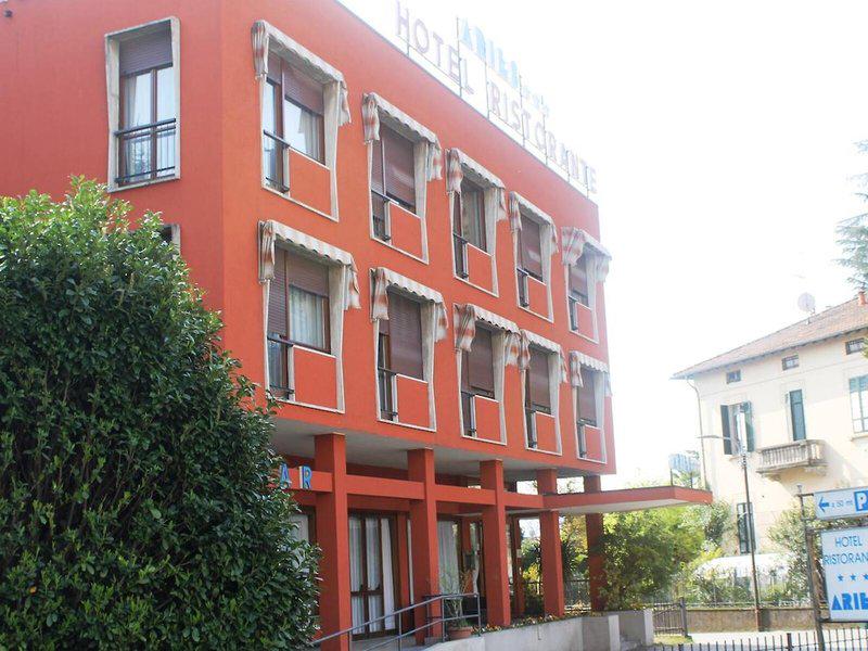 9B9CDE76DC648AD3A8246E6B6A7DA332