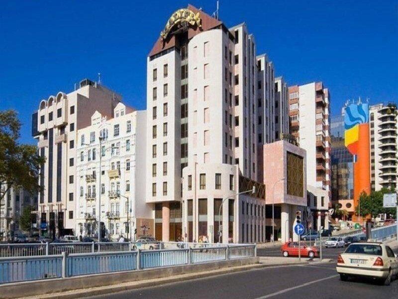 334E0C584F25D9EA4F9055BAC2AAB8A7