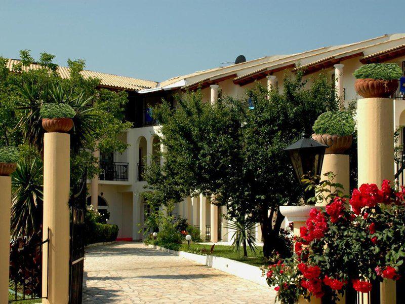 E167BC2C3E8B7448A21A07A7CA2E1303