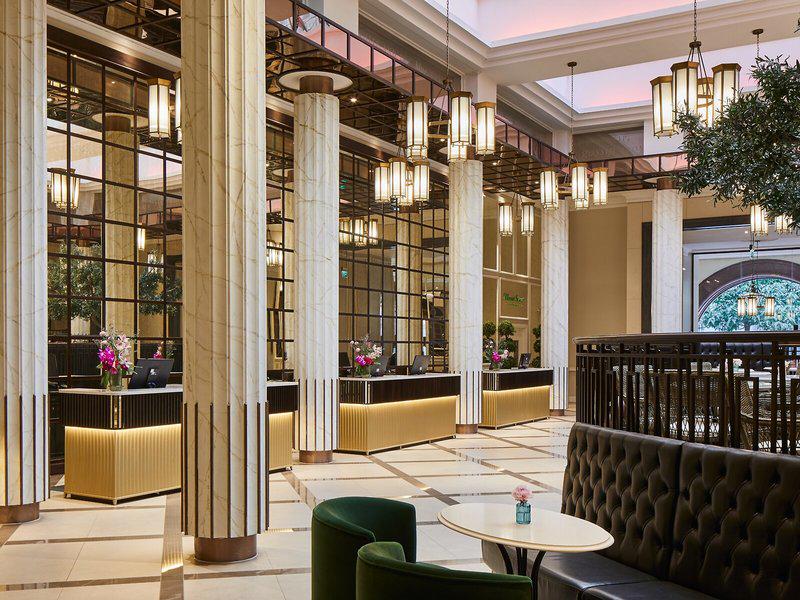 660F952A711DA3E855A5D1AD47337AA2