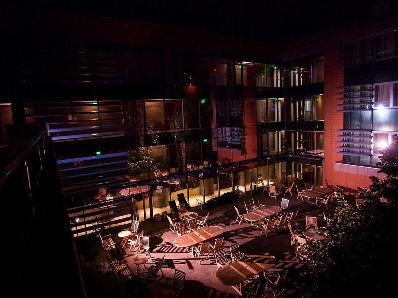 873A14B52131D40B52E5E247ACDED05E