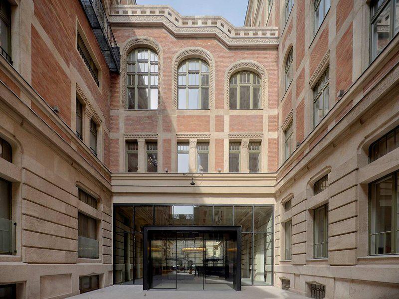 A6F984AC4D768F85CF86FF28EDC374FA