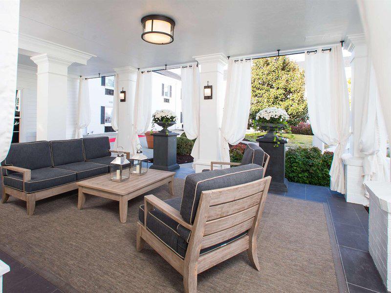 228C9D585F24260CB4799A8DF2B7A6B3