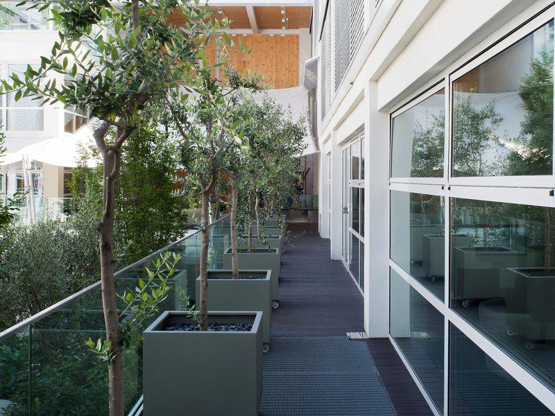 F7FB95BBBA8C9D7AF6B0D51C82442B27