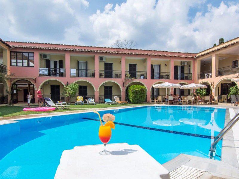 8CD2CC016C948B592FD3518E10D78B2E