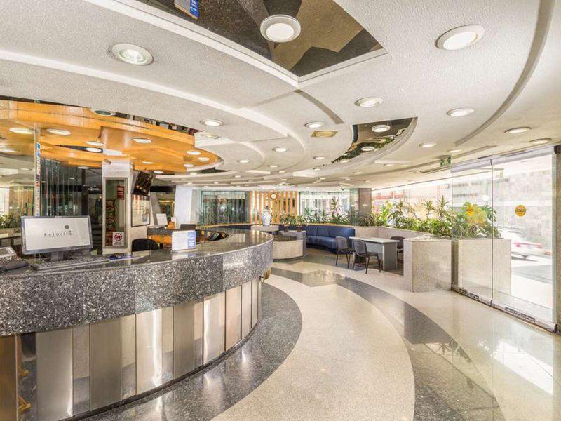 AF5240F9D57F2565F87FE8C868A7D5CE