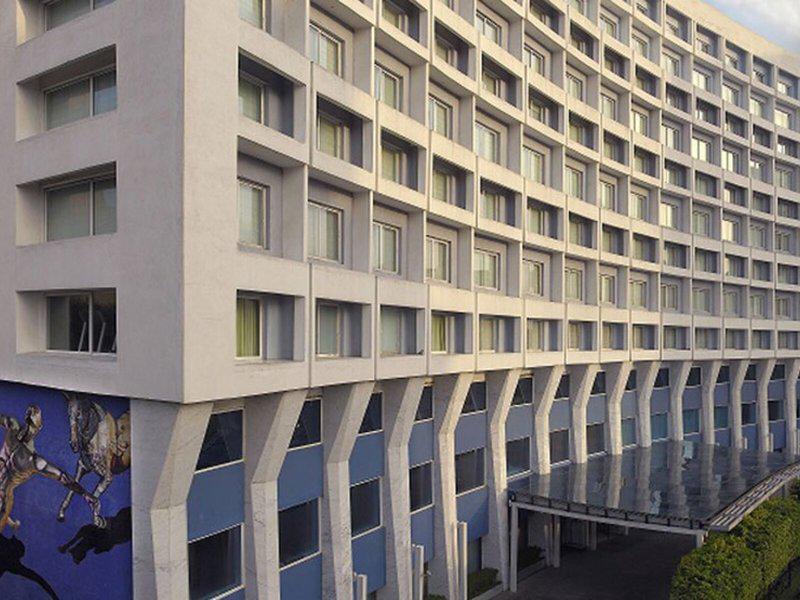 85454F040145B3F11704433A3C31D957