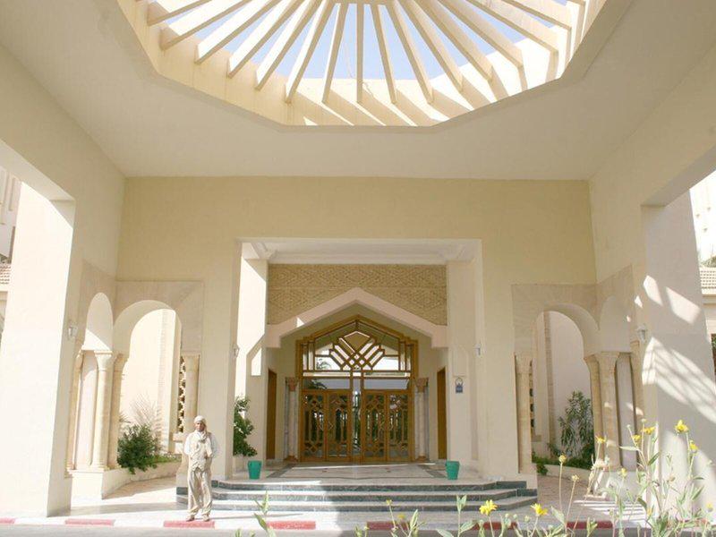 6605E5505B4B566E3E1506D4FF568C6E