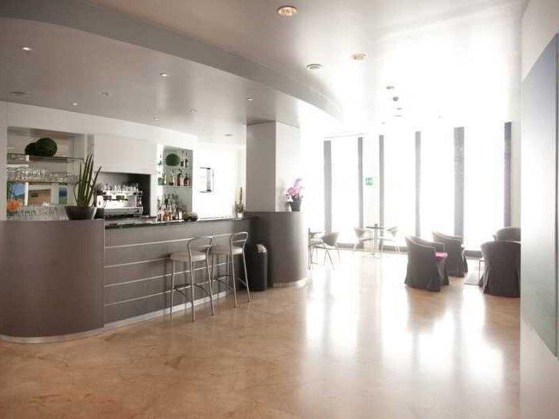 144DDC32885D5182A7911A7BDBC18AD9