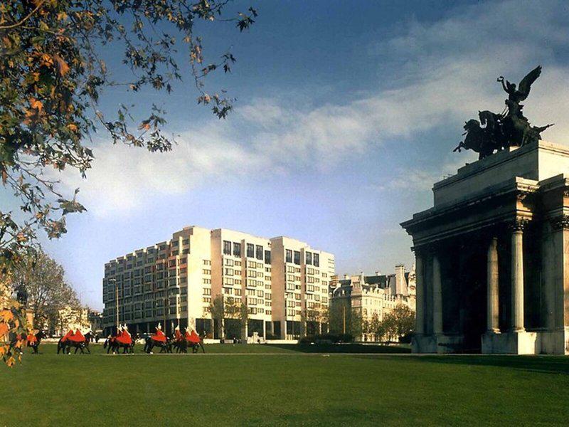 F411C6A6FBE31DBB51BD10E01E3CAF23