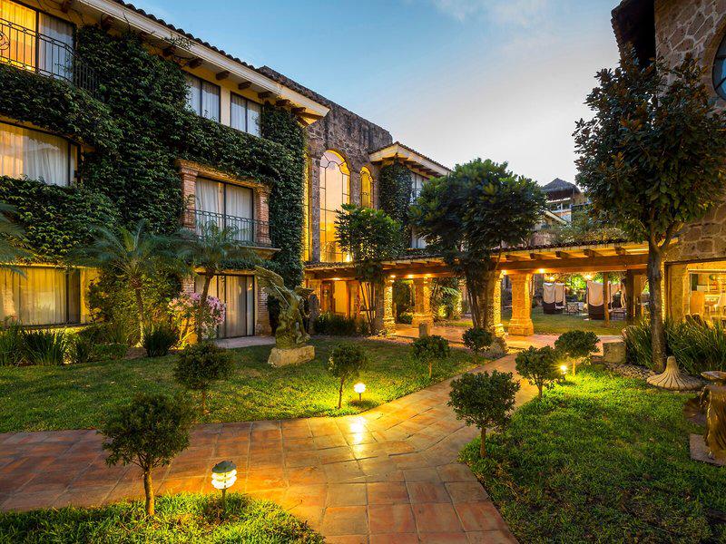 D24345820E53472FBA2F2246705B21C9