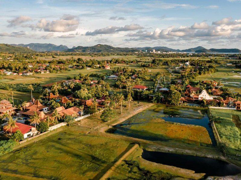 9D254762C4E320066D658AD92355ECA9