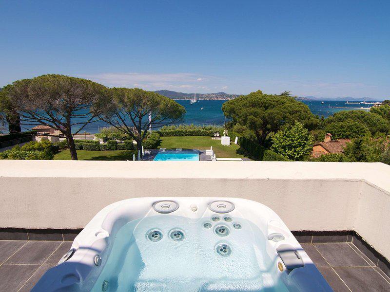 A68019E04FD53B177863E0D17F3F21BA