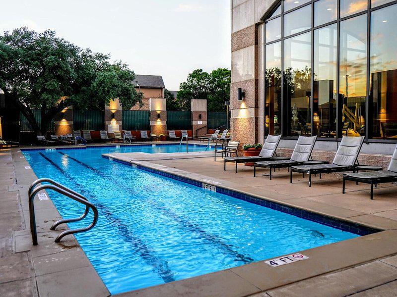 F9DAD5215D15DF56C783DFAC7635E036