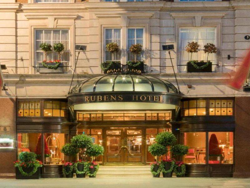 F8F9B65A6F2E0DC79E252CDA37D9BBB1