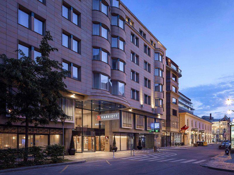 1E358034745CE06CECA6A885556F5C81