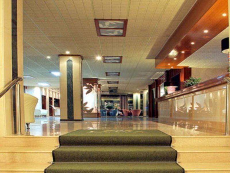 B84485307C9955C28BBB5BC7F0285199