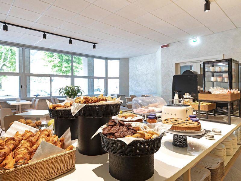 AC7811C5F73E87465788081A427F2A1D