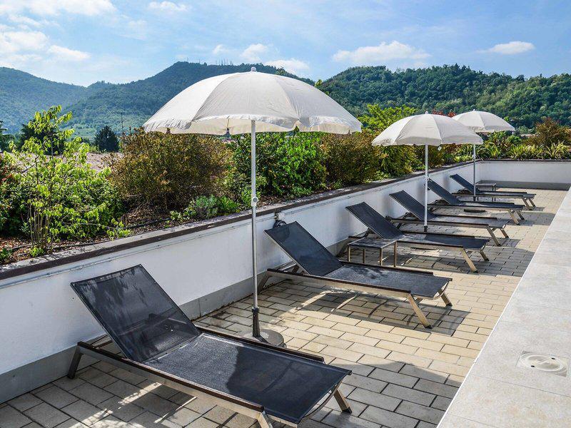 56CF33F6B673D12FC7F7CFD3D483D1D8