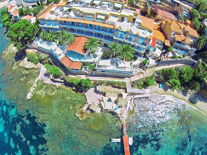 D257473B03A231D6FB6616727D7FFEF3